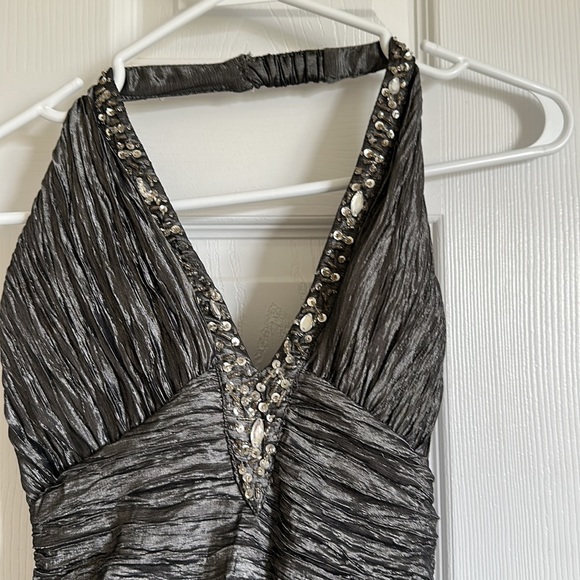 Semi or formal dress. - Picture 2 of 3